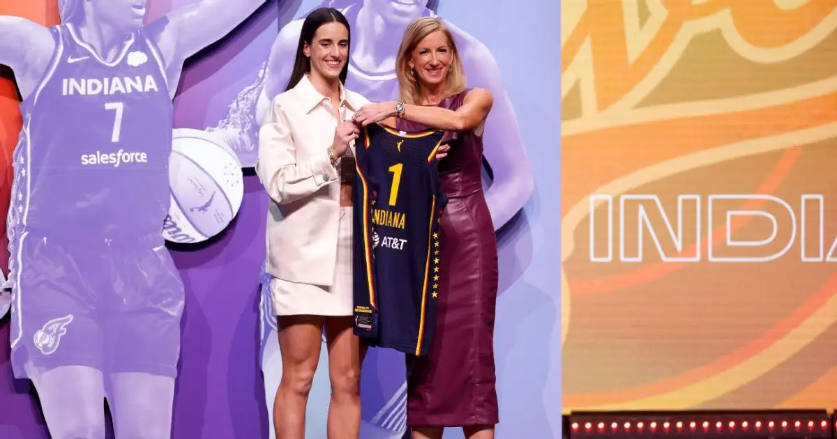 In 2024 WNBA draft, Indiana Fever selects Caitlin Clark with the first overall choice